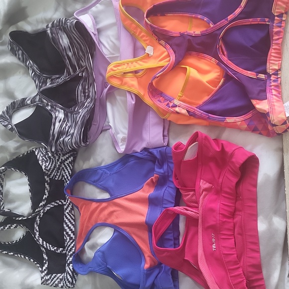 Colorful Sports Bras Collection - Picture 6 of 6